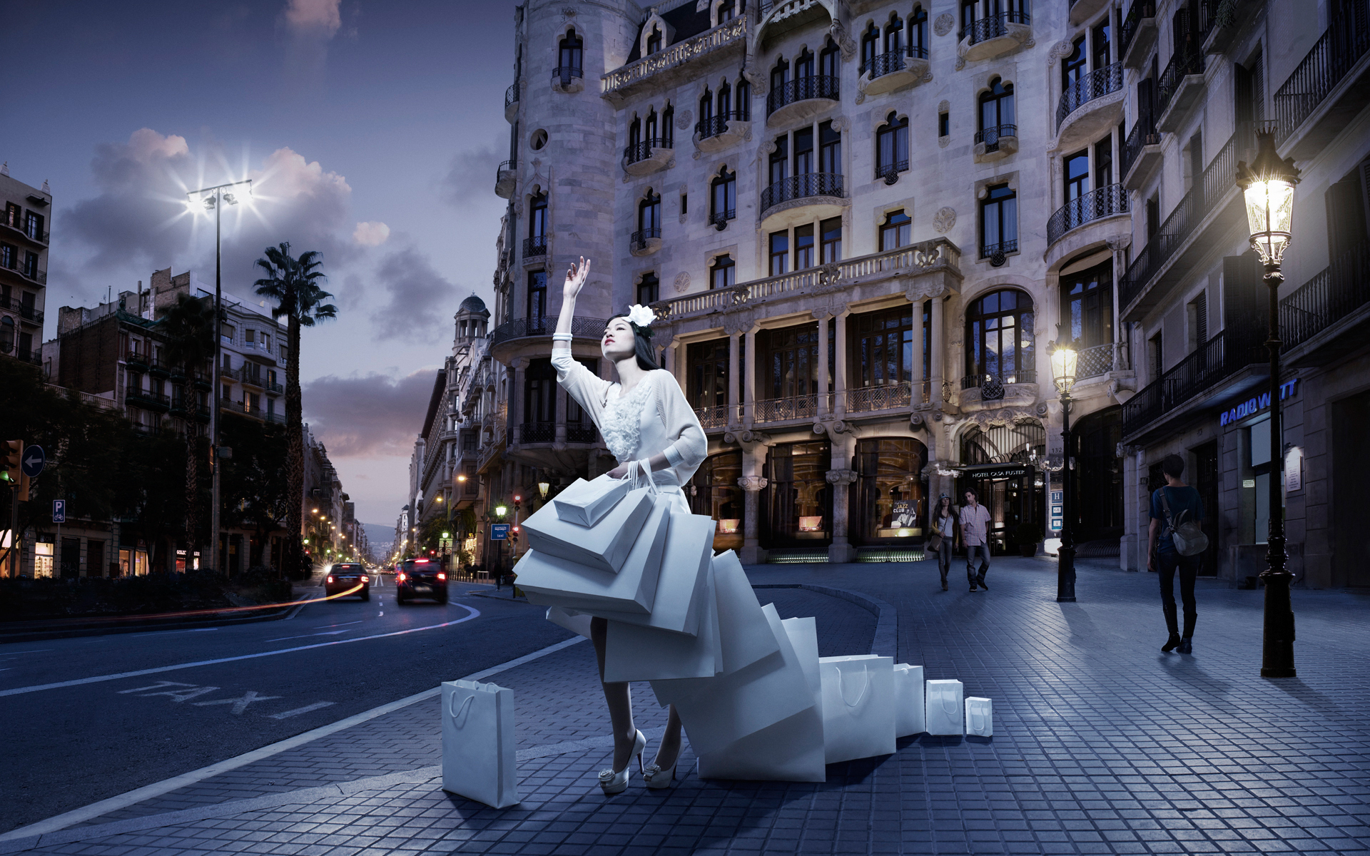  High-End Street Style Shines at Haute Couture Fashion Week in Paris