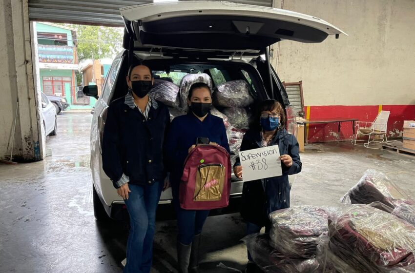  AVANZA GOBIERNO MUNICIPAL EN ENTREGA DE ÚTILES Y UNIFORMES ESCOLARES