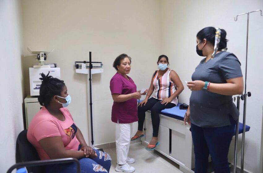  FACILITAN SERVICIOS DE SALUD SEXUAL Y REPRODUCTIVA A LAS MUJERES DE NUEVO LAREDO