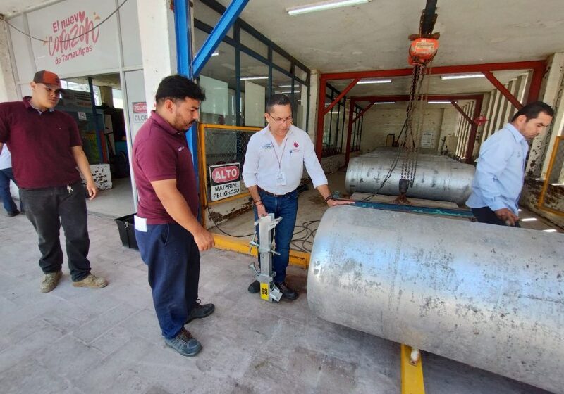  CAPACITA COMAPA A PERSONAL OPERATIVO EN EL MANEJO DEL GAS CLORO